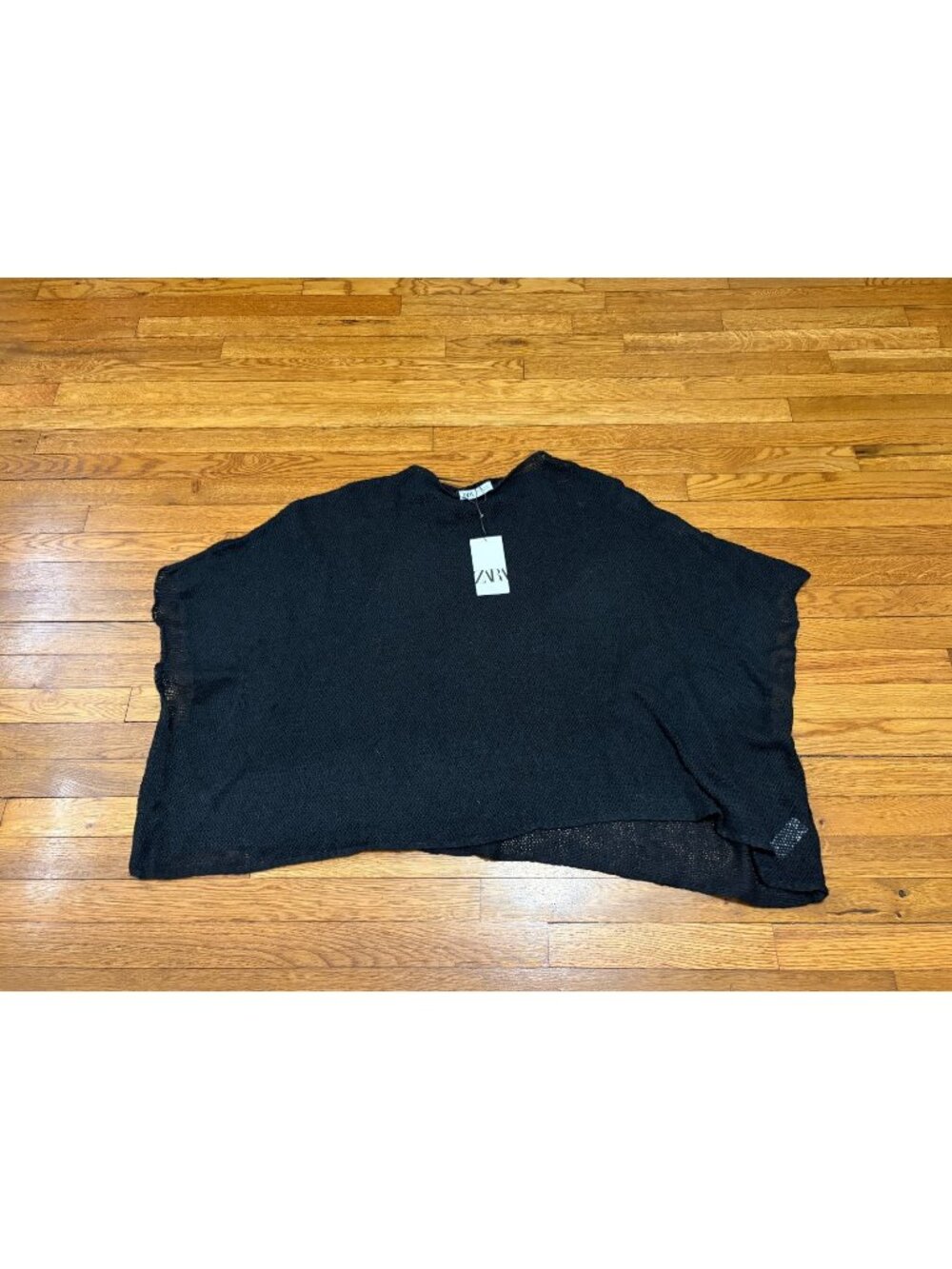 Zara Womens Poncho Sweater Size XS Small Black Open Knit Breathable Cover-Up NWT